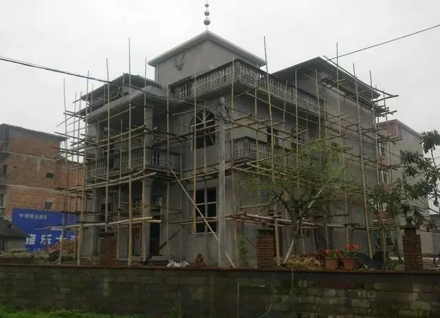 【分享】江西網友花30萬建成帶門面的農村別墅，臨街地基很適合！
