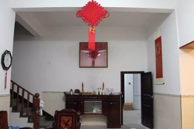 【分享】江西網友花30萬建成帶門面的農村別墅，臨街地基很適合！